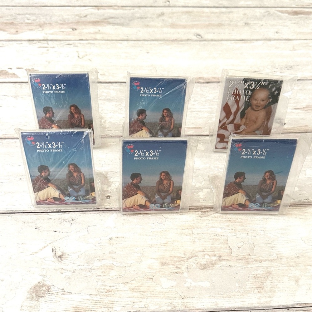 NEW! Acrylic Clear Photo Frames Set of 6 Bundle Lot 2.5in x 3.5in NEW in Plastic